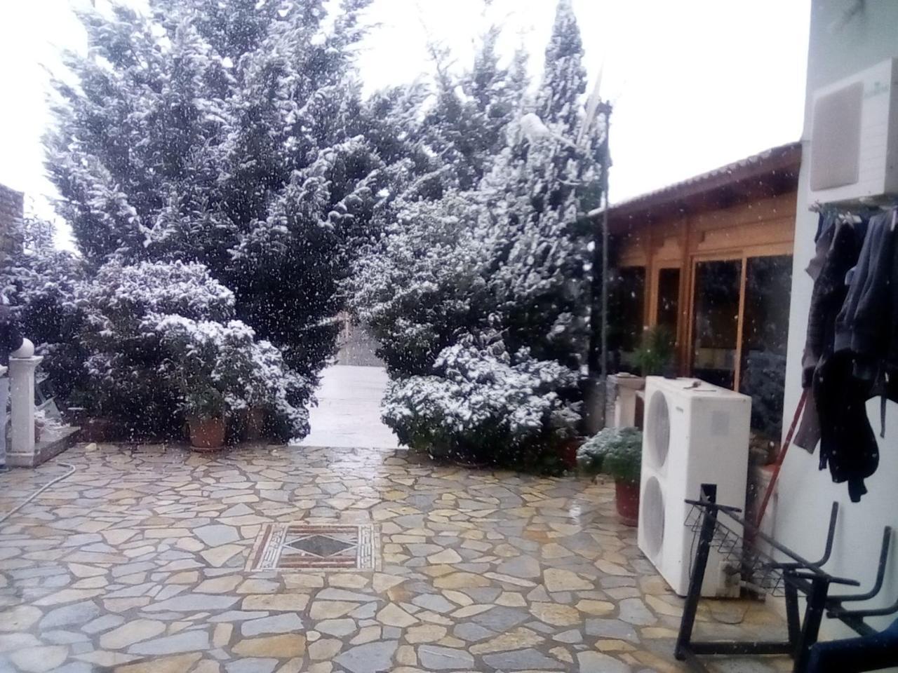 Hotel Lagjini Lukove Exterior photo