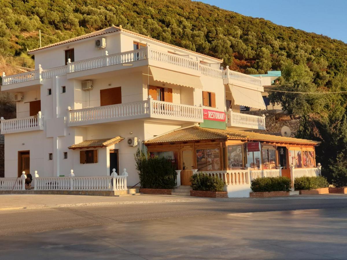 Hotel Lagjini Lukove Exterior photo